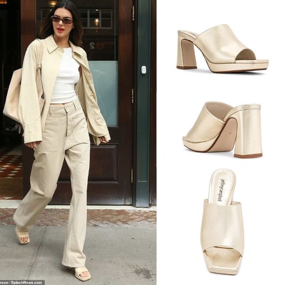 Jeffrey Campbell Shoes - JEFFREY CAMPBELL Caviar Platform Slide Sandal Gold size 10